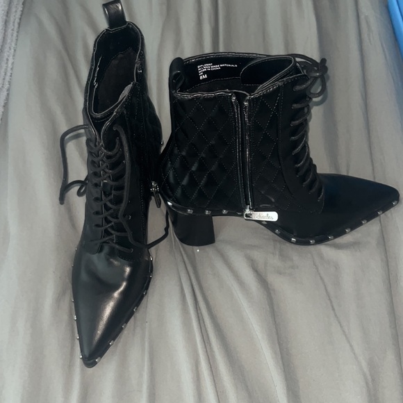 $150 Charles David Quilted Boot Shoes Size 8 NWT - Picture 7 of 7